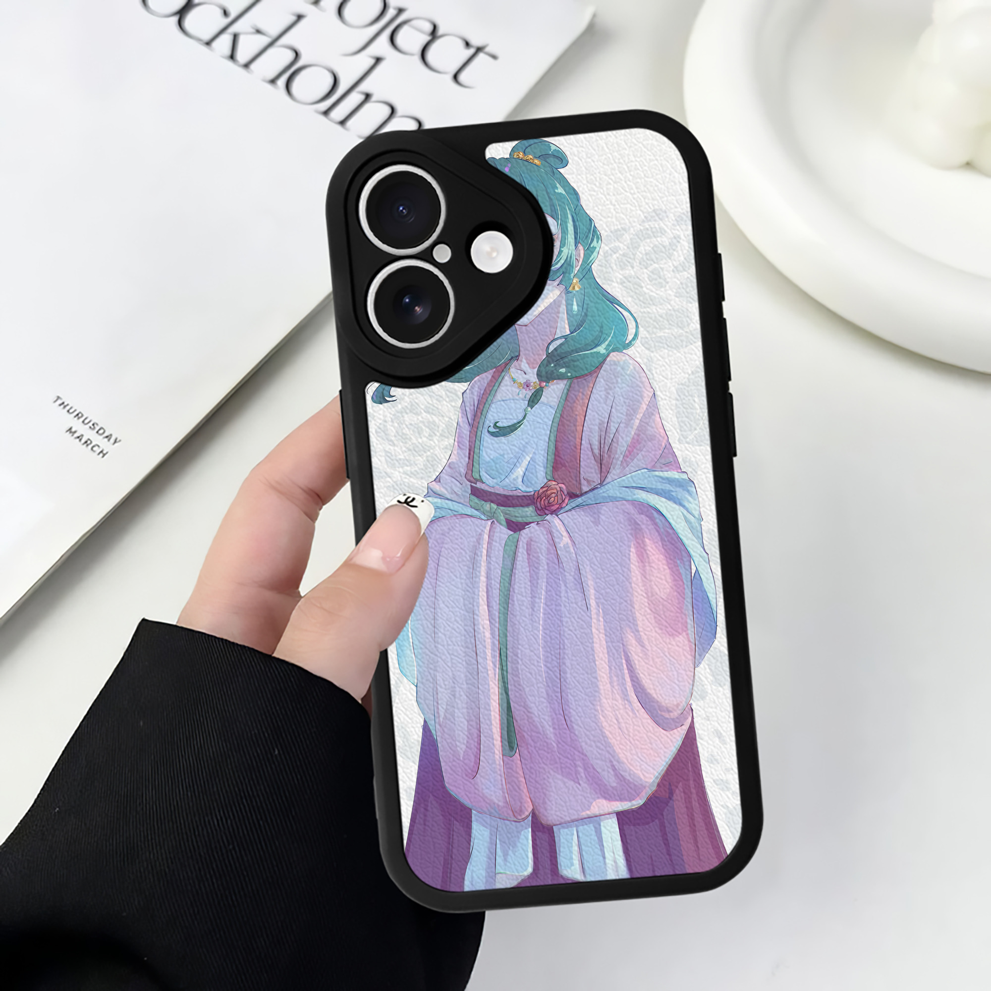（画像用） 薬屋のひとりごと The Apothecary Diaries 【iPhone 16シリーズ対応】シリコンスマホケース（レザー調） 材質：シリコン